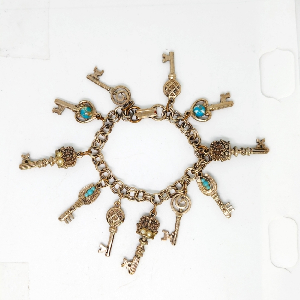 Vtg Skeleton Key Charm Bracelet Silver Tone Gold Turquoise Accent Statement 7"